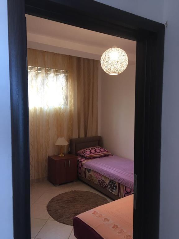 Apartment Jana Ulcinj Luaran gambar
