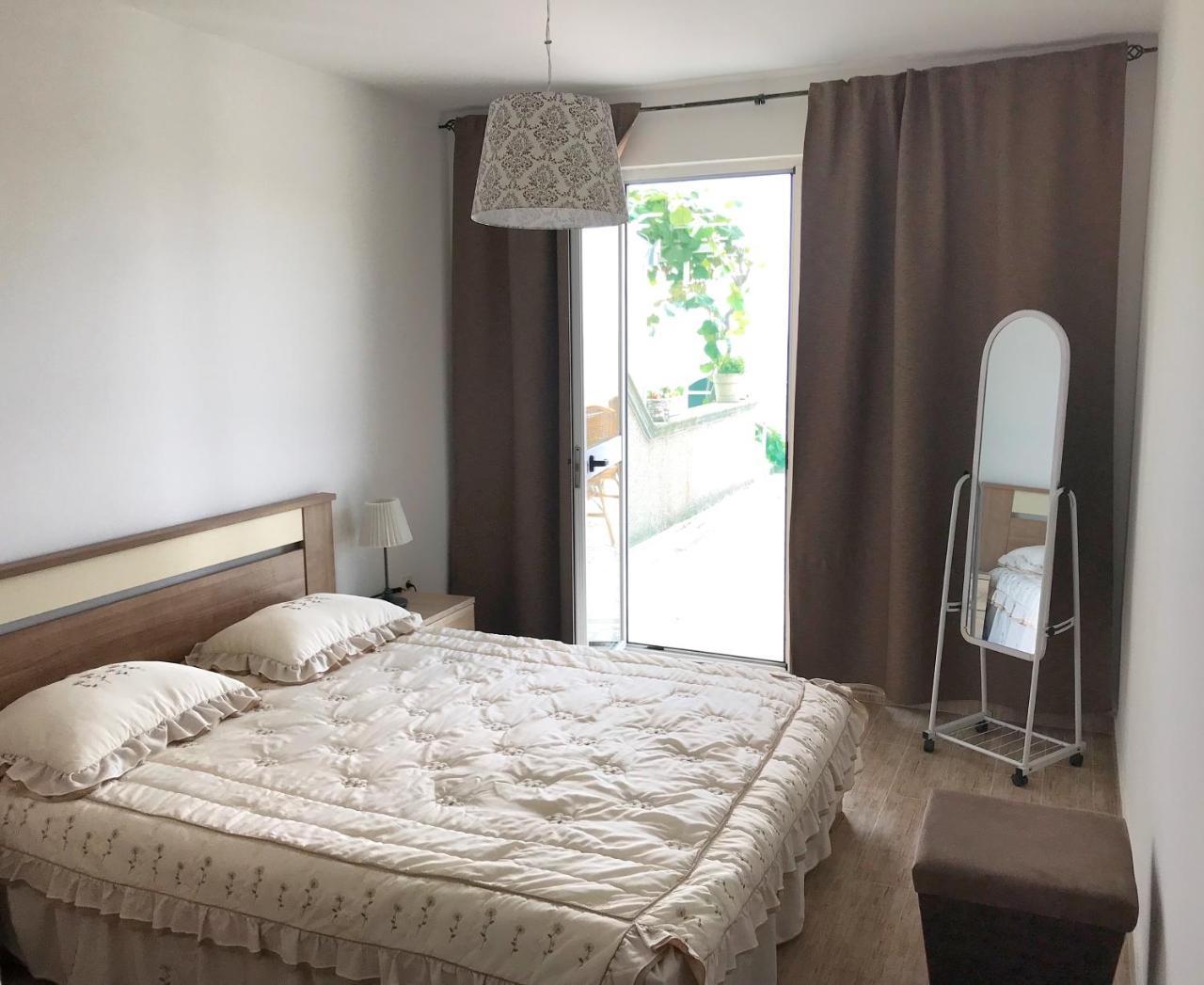 Apartment Jana Ulcinj Luaran gambar