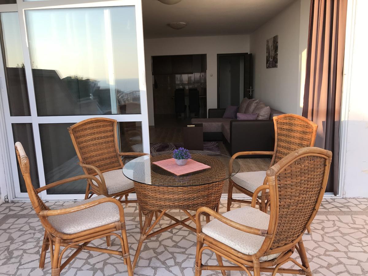 Apartment Jana Ulcinj Luaran gambar