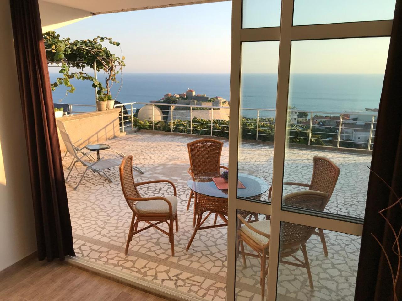 Apartment Jana Ulcinj Luaran gambar